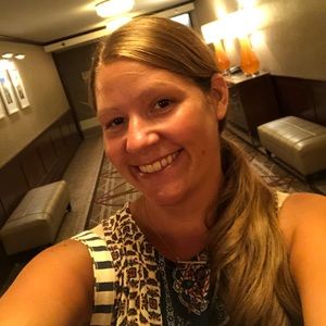 Meet your Posher, Melissa